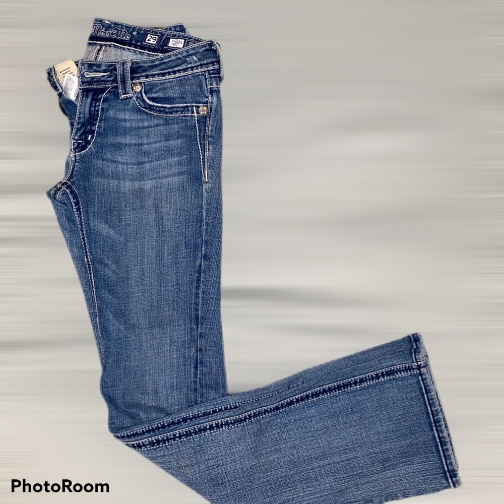 🌟🔥🌟🌟 Bootcut Miss Me Jeans size 29 🌟🌟🔥🌟